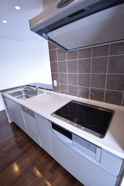 プレミスト南船場のキッチン|他号室参考写真