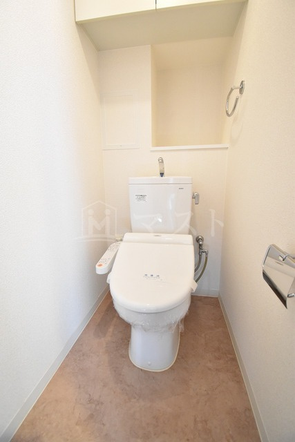 プレミスト南船場のトイレ|他号室参考写真