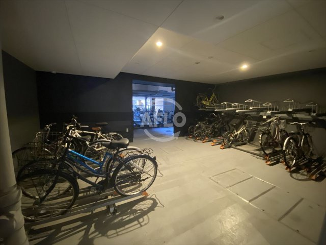 プレサンス上町台クレストのその他共用部分|プレサンス上町台クレスト　駐輪場