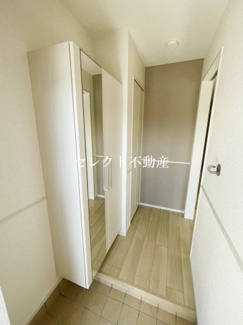 【玄関】 | チッタ　ビアンカ　Ⅰ