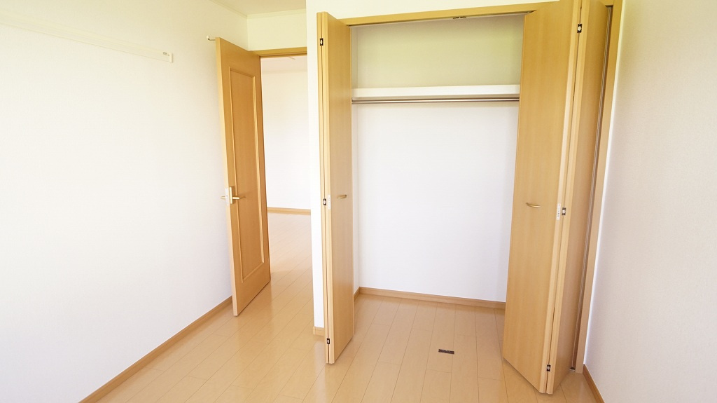 グリーンフォーレストⅢの収納