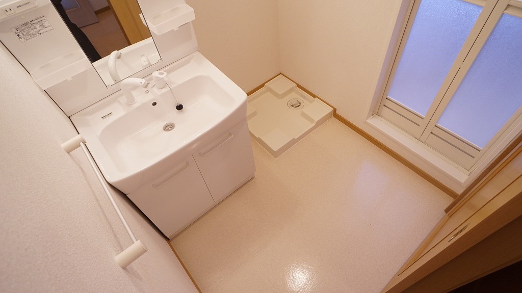 グリーンフォーレストⅢの洗面所