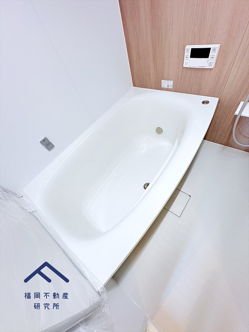 アンピール香椎駅前の浴室