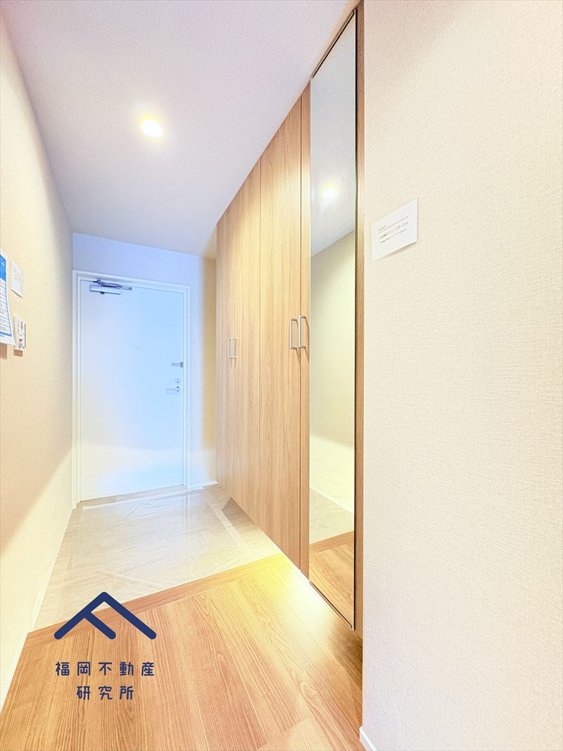 アンピール香椎駅前の玄関