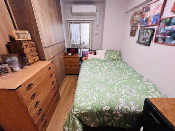 プレミスト浦添港川の洋室