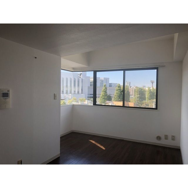 ＦＵＫＡＳＡＷＡ６１４マンションの居間・リビング