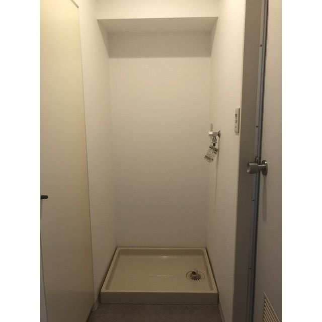 ＦＵＫＡＳＡＷＡ６１４マンションの洗面所