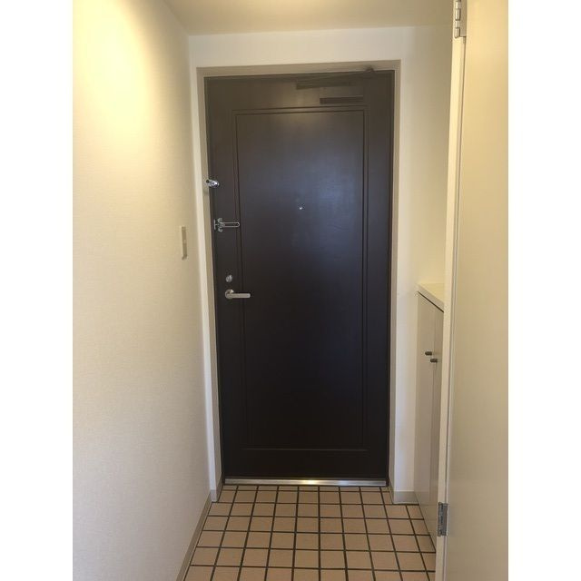 ＦＵＫＡＳＡＷＡ６１４マンションの玄関