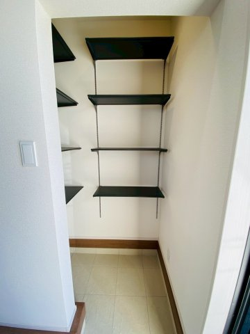 ブルーミングガーデン／北区鶴羽田１丁目／１号棟の収納