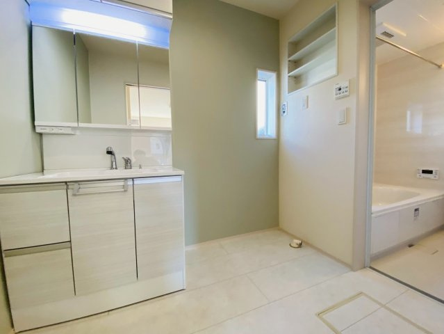 ブルーミングガーデン／北区鶴羽田１丁目／１号棟のランドリースペース