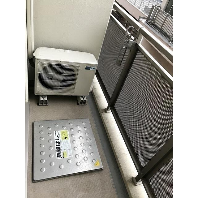 プランドル明大前のバルコニー