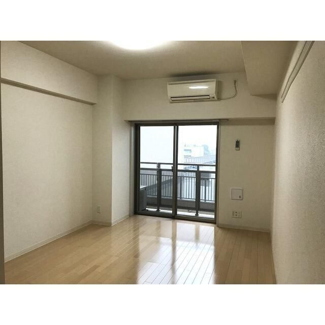 プランドル明大前の居間・リビング