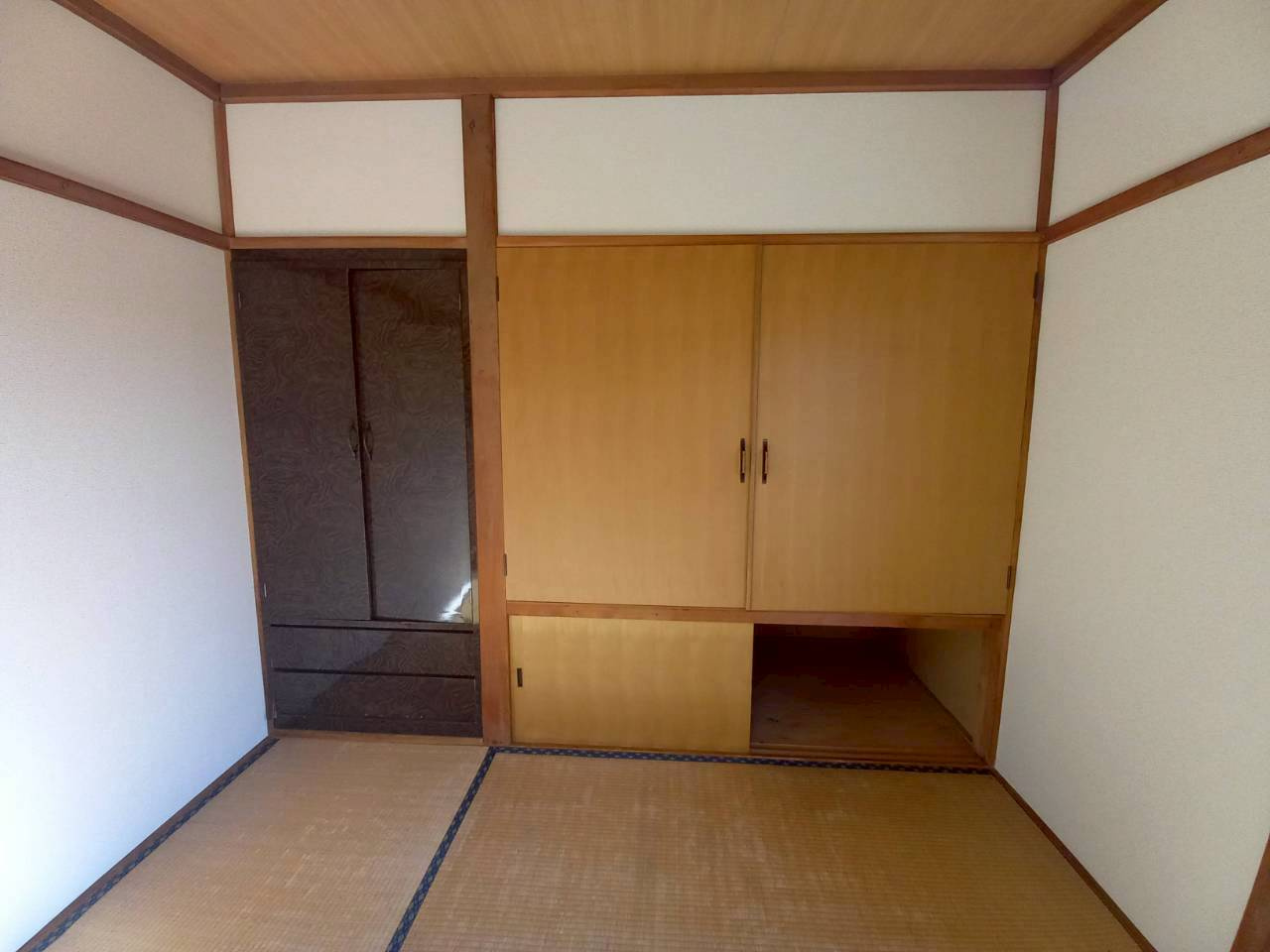 緑ケ岡2-21-6貸家の収納