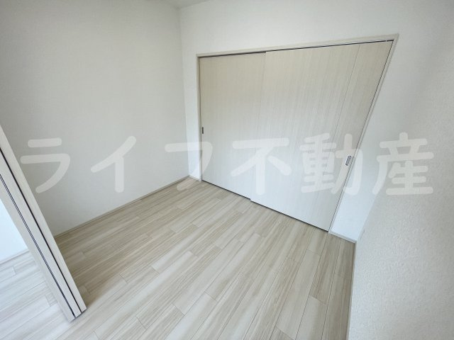 プレジオ八戸ノ里の洋室|個人の部屋や寝室として使える洋室です