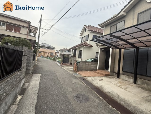 明石市大久保町大窪　中古戸建の前面道路含む現地写真|●資料・カタログのご請求無料●JR「大久保」駅徒歩13分！駅近で通勤や通学に便利な立地