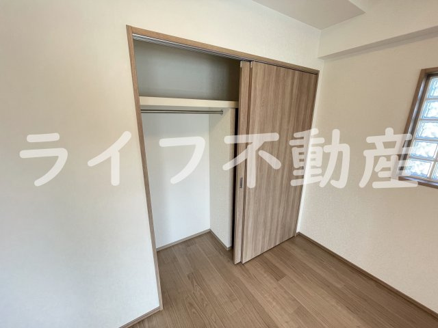 プレジオ荒本新町の収納