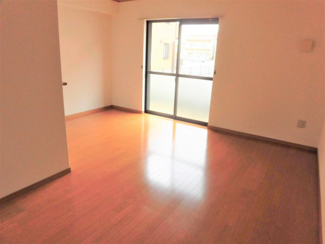 プラッサムコート羽衣Ｄ棟の内装