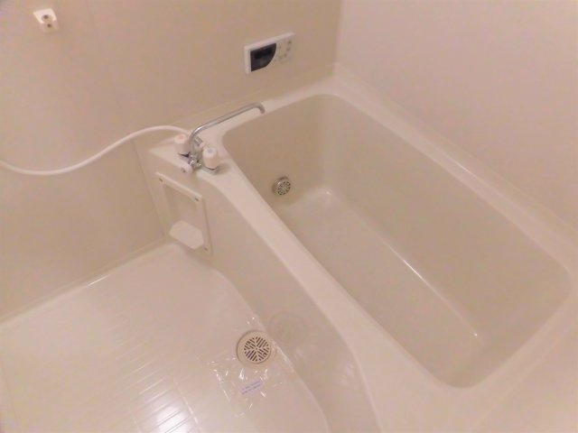 プラッサムコート羽衣Ｄ棟の浴室