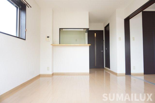 S-FORT熊本県立大学前の居間・リビング