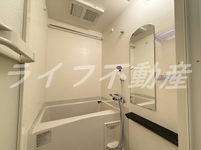 ララプレイス玉造パルクの浴室|落ち着いた空間のお風呂です