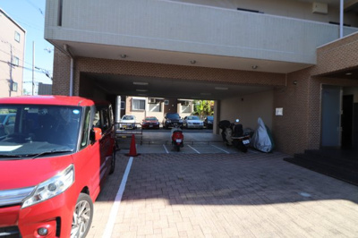 【駐車場】 | センターポイント吉志部