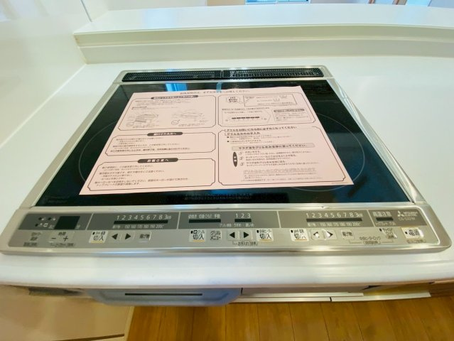 ブルーミングガーデン／北区鶴羽田１丁目／２号棟のキッチン