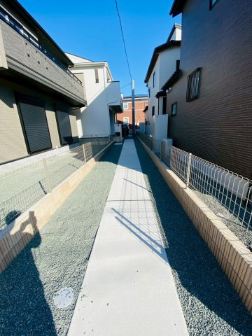 ブルーミングガーデン／北区鶴羽田１丁目／２号棟の外観