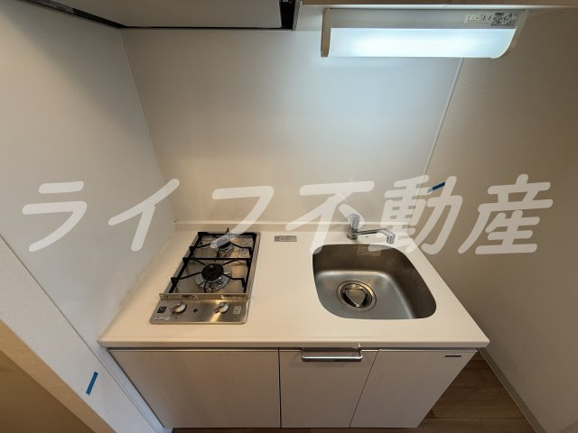 プレサンス玉造駅前　仲介手数料無料のキッチン|使いやすいキッチンです