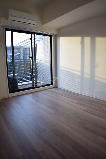 ララプレイス大阪城公園ヴェルデの内装