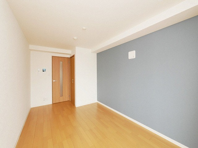 エフエルレジデンス心斎首府の居間・リビング