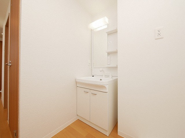 エフエルレジデンス心斎首府の洗面所