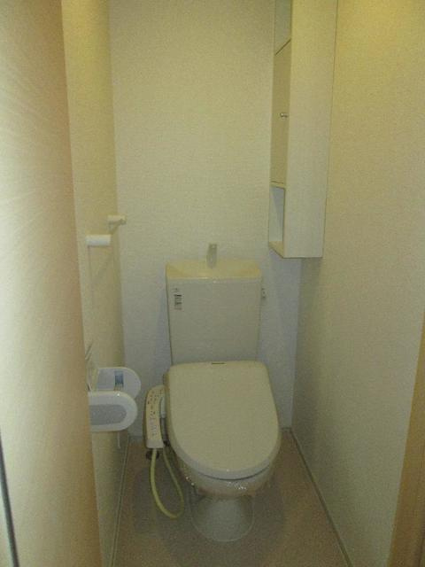 ウエスト　ノアαのトイレ