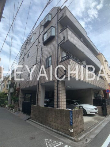 クレール松が谷の外観