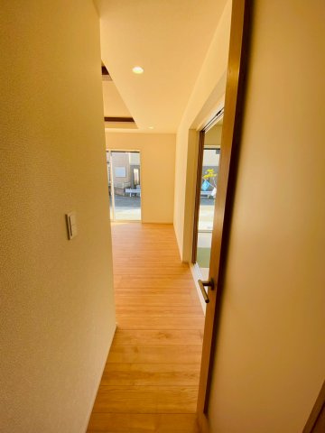 ブルーミングガーデン／北区鶴羽田１丁目／４号棟の内装