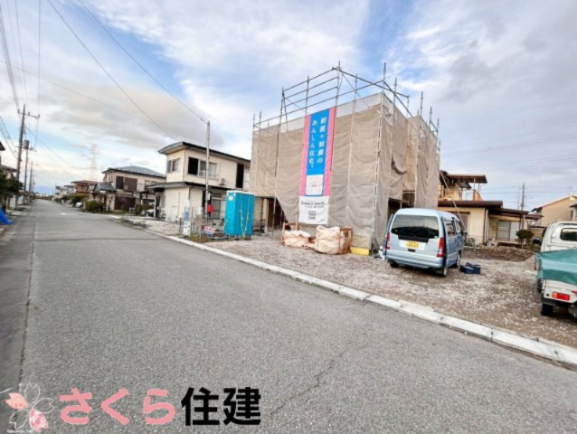 グレイドルガーデン大田原市薄葉第3　の前面道路含む現地写真|駐車並列3台可能の余裕のスペースです。