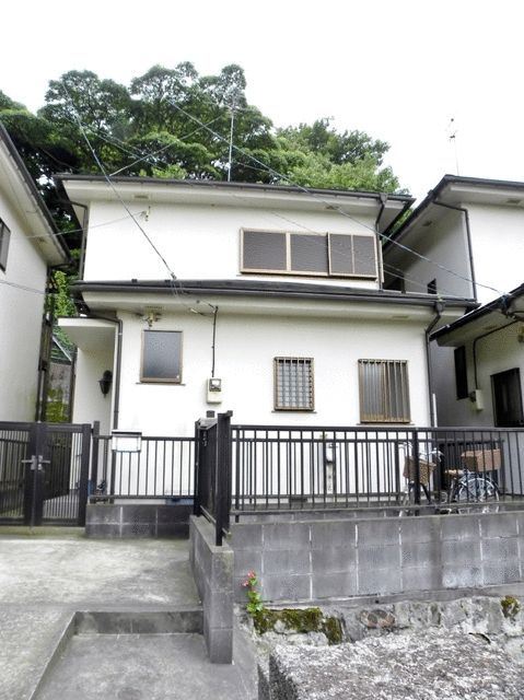 石井貸家　Ｂ棟のロビー