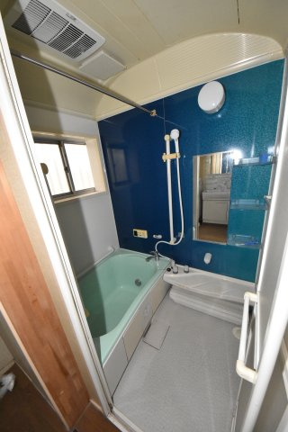 富田林戸建の浴室