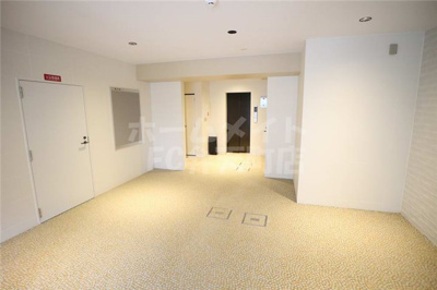 【ロビー】 | HR・FRONT・REGALドームウエスト | 建物の内部です