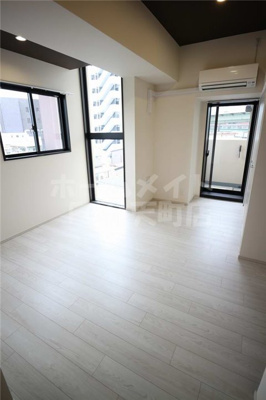 【寝室】 | HR・FRONT・REGALドームウエスト | 使い勝手のいい寝室です