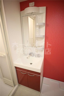 【洗面所】 | HR・FRONT・REGALドームウエスト | 忙しい朝には欠かせない洗面所です