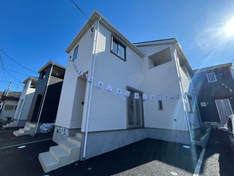 東大阪市布市町　新築戸建の外観