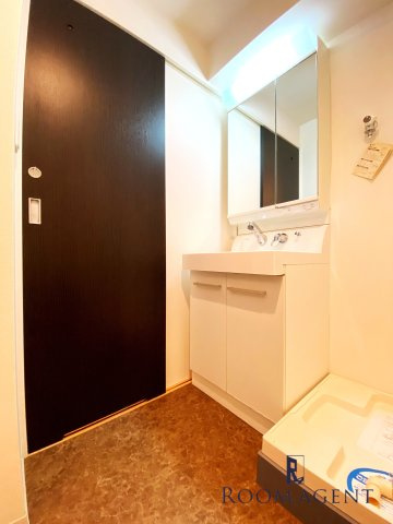 aLATO白壁(旧レジディア白壁)の洗面所