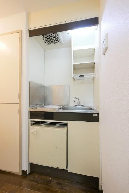 ビッグヴァンヒルズ弘明寺のキッチン