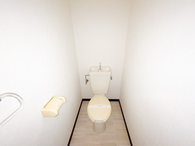 グランドハイツ加美東のトイレ