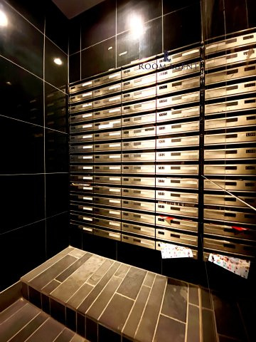 ドゥーエ千種のエントランス