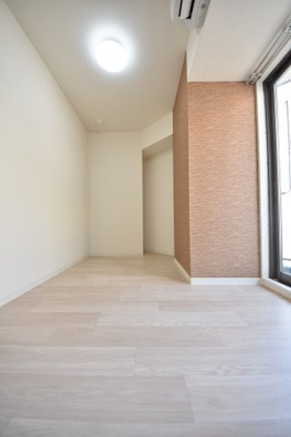 【居間・リビング】 | U-RO湊川公園前