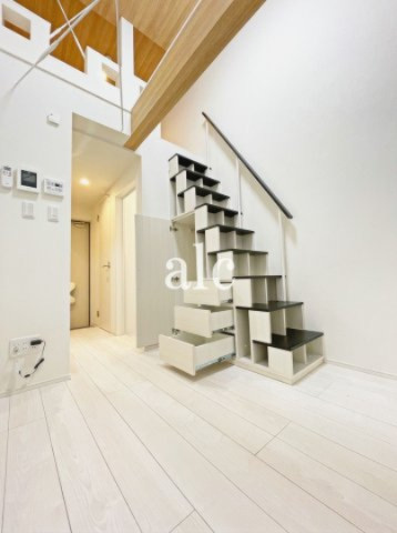 ハーモニーテラス新高円寺Ⅱの収納