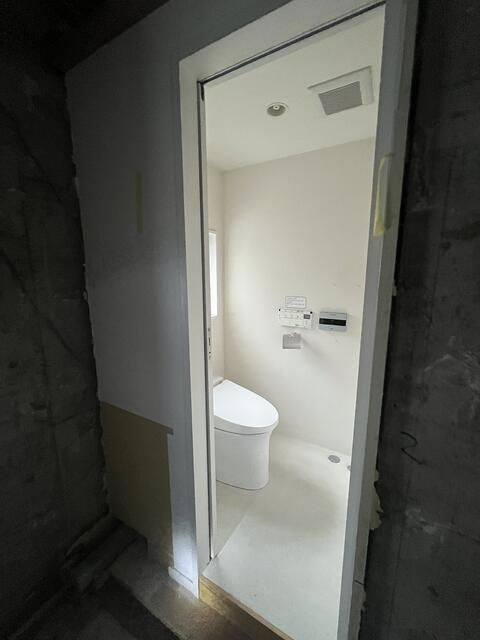 ホワイトパレスビル　５階