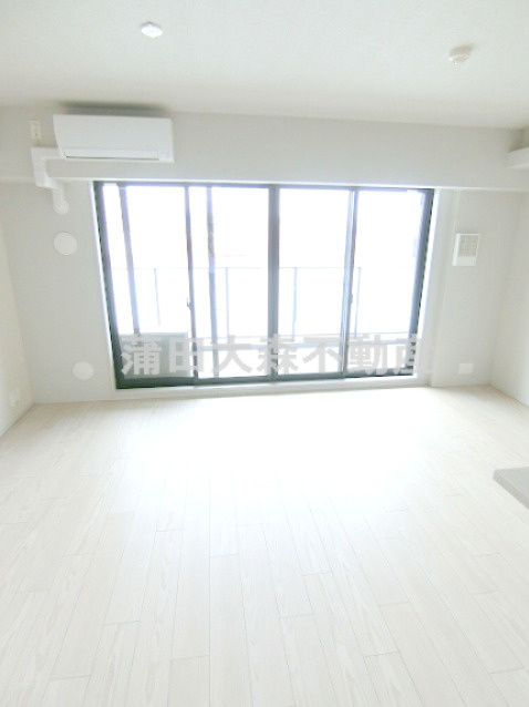 ブランシエスタ糀谷の居間・リビング|床暖房付のLDK13.7帖　リビングダイニングキッチン