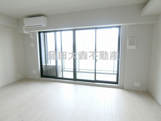 ブランシエスタ糀谷の居間・リビング|床暖房付のLDK13.7帖　リビングダイニングキッチン